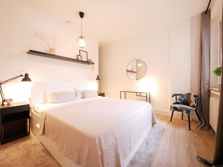 75 M2, Zentral, Gemuetlich, Eigener Parkplatz Apartamento Osnabrück Exterior foto